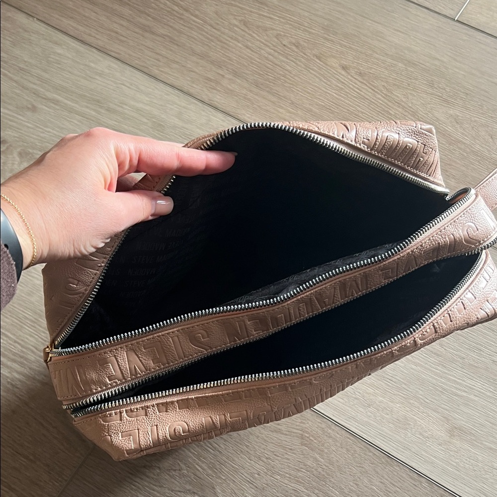 Steve Madden Blush Embossed Cosmetic Bag - Picture 5 of 9